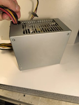 Fuente de Alimentación PC 220-240V