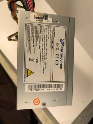 Fuente de Alimentación PC 220-240V