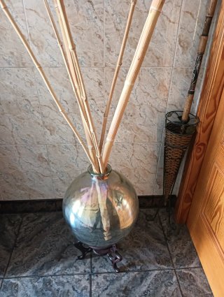 Caraffa di vetro decorativa argentata