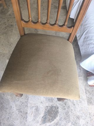 Sillas de comedor de madera y tela