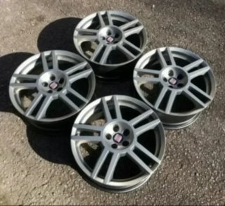 TAPABUJES RUEDA LLANTA SEAT LEON IBIZA CUPRA 56MM