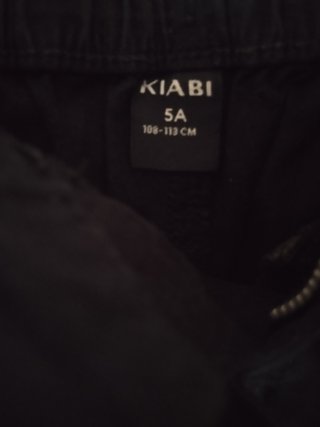 Bermudas niña 5 años azul marino marca Kiabi