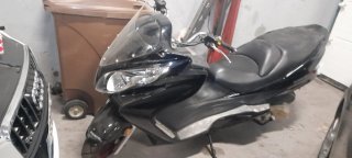 GOES 125 MAX Maxi Scooter Negra Nueva