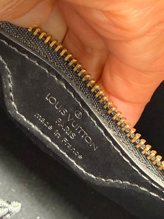 Bolso Louis Vuitton Figari Negro
