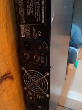 Hartke Systems HA3500 cabezal amplificador bajo