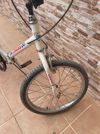 Bicicleta bh cross clásica 20 pulgadas. Buen estad