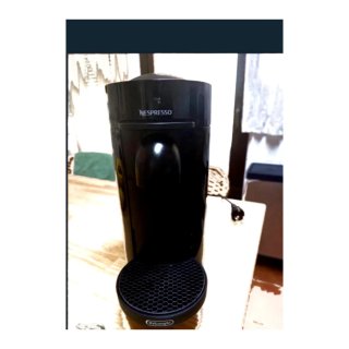 Cafetera Nespresso Vertuo DeLonghi + capsulas
