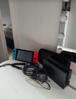 Nintendo Switch Azul y Rojo