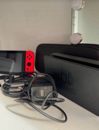 Nintendo Switch Azul y Rojo