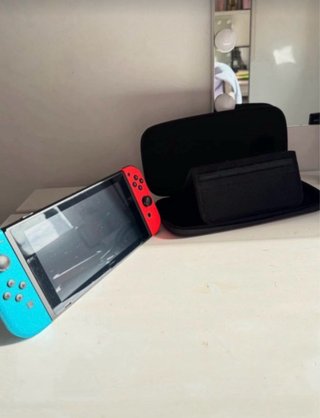 Nintendo Switch Azul y Rojo