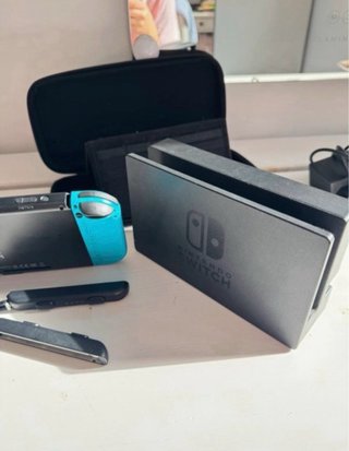 Nintendo Switch Azul y Rojo
