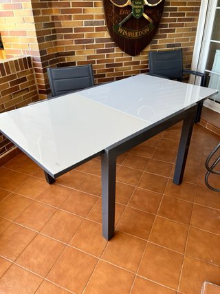 Conjunto exterior Mesa y 4 Sillas de Aluminio