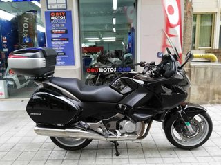Honda Deauville NT700 Negra