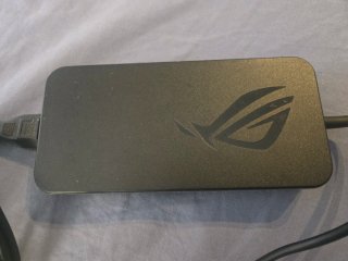 Cargador Portátil Gaming 19V 6.32A 120W