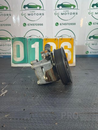 Bomba de dirección Nissan primera p12 2.0i 140cv QR20