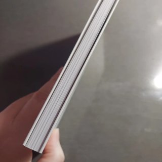 La triste historia de tu cuerpo sobre el mío