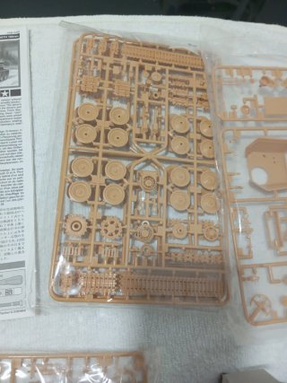 tanque militar ,GERMAN PANTHER TYPE G,ESCALA 1:48
