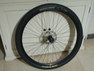 Juego Ruedas MTB 29". BUJES BOOST.