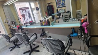 Alquiler Traspaso Peluqueria/ Barberia/ SalónTatto