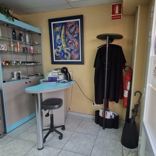 Alquiler Traspaso Peluqueria/ Barberia/ SalónTatto