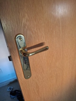 Puerta de madera 72x203 cm