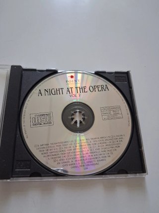 CD A Night at the Opera Vol. 2