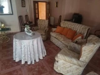 Se vende o se alquila piso
