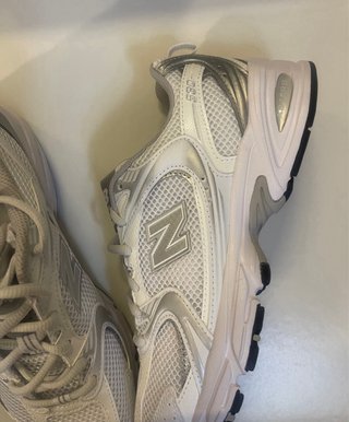 Sneakers New Balance bianche e argento n.38,5