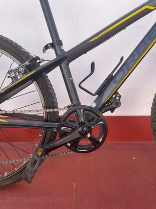 Bicicleta de Montaña Orbea Negra y Amarilla