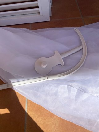 Minicuna blanca con ruedas Doco
