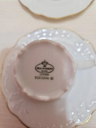 Juego de café porcelana y oro