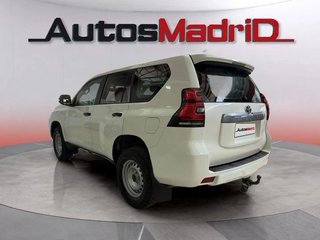 Toyota Land Cruiser 2.8 D-4D GX 7 Plazas