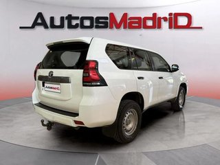 Toyota Land Cruiser 2.8 D-4D GX 7 Plazas