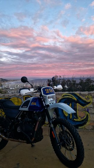 Royal Enfield Himalayan 411 Enduro
