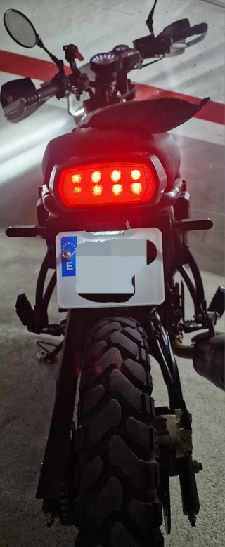 Royal Enfield Himalayan 411 Enduro
