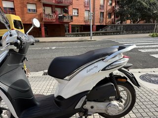 Piaggio Liberty 49cc Scooter Blanca