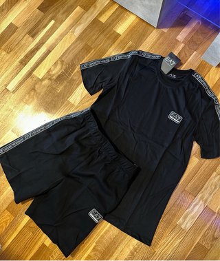 Conjunto EA7 Emporio Armani Negro Nuevo
