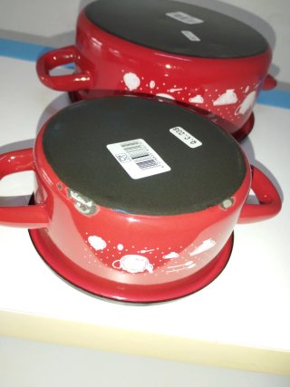2 Casseruole Smaltate Rosse cm. 12/20 scheggiate