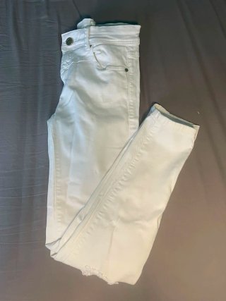 Pantalones blancos
