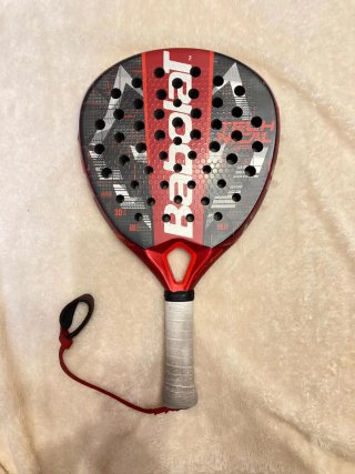 Pala pádel Babolat Technical Vertuo y paletero