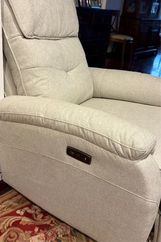 Sillón reclinable eléctrico Corte Inglés beige