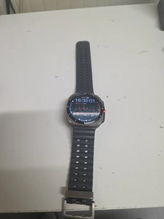 Samsung Galaxy Watch Ultra 47mm[2025] Precio negoc