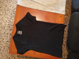 Camiseta negra básica