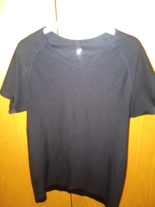 Camiseta negra básica