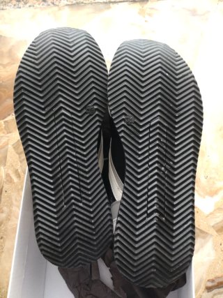 Scarpe donna nere, oro e bianche teglia 39