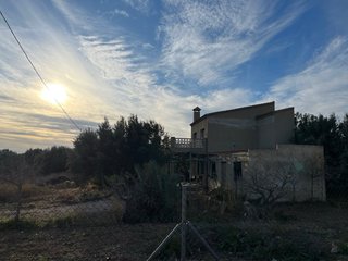 Parcela en poligono industrial l’Ametlla de mar