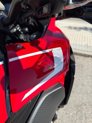 Honda CB500X 2022 Negra/Roja