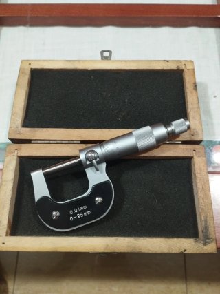 Calibre micrometro