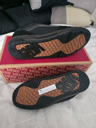 Zapatillas Vans Hylane Negras