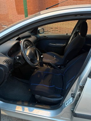 Peugeot 206 2002
